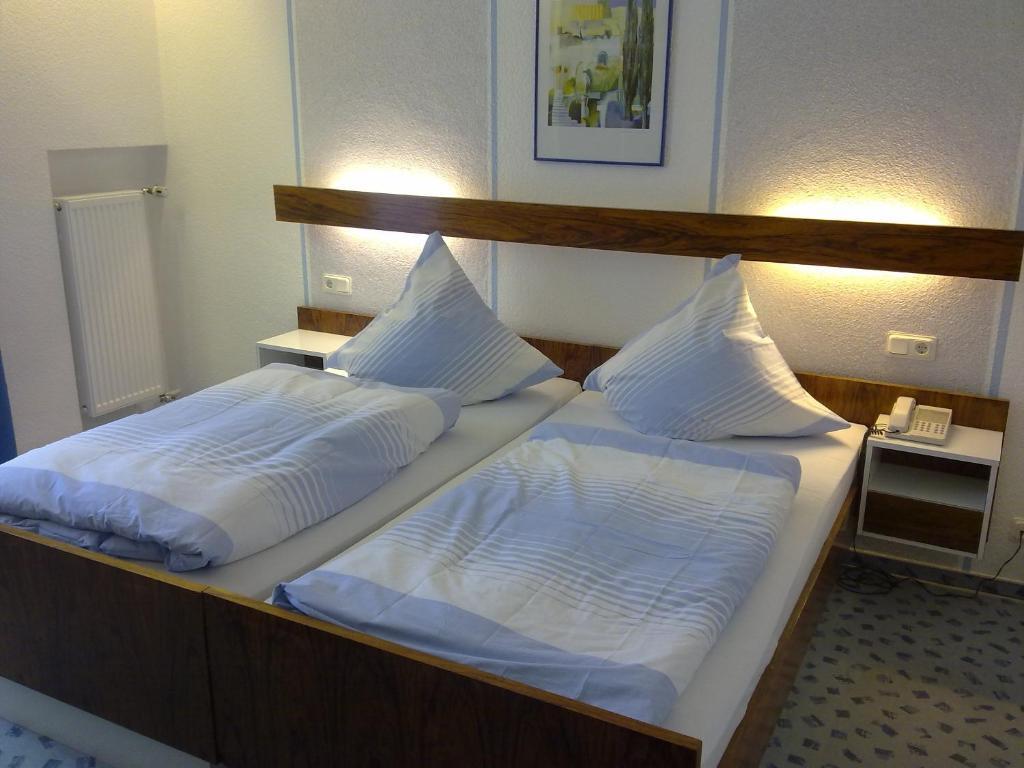 Hotel Diana Garni Бад Бертрих Стая снимка